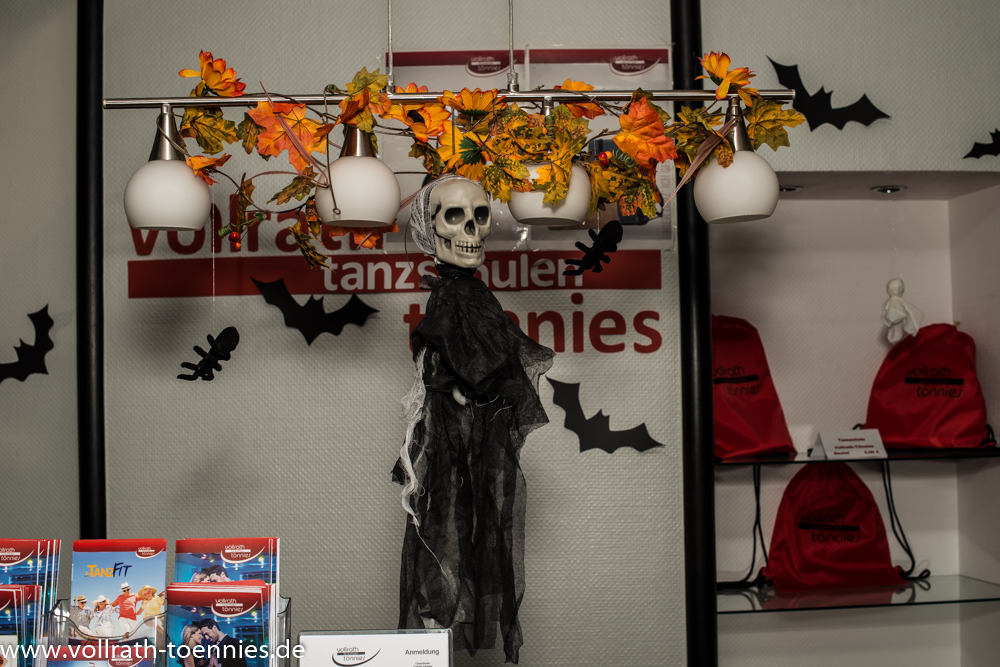 2019 10 26 Halloween Party 9698